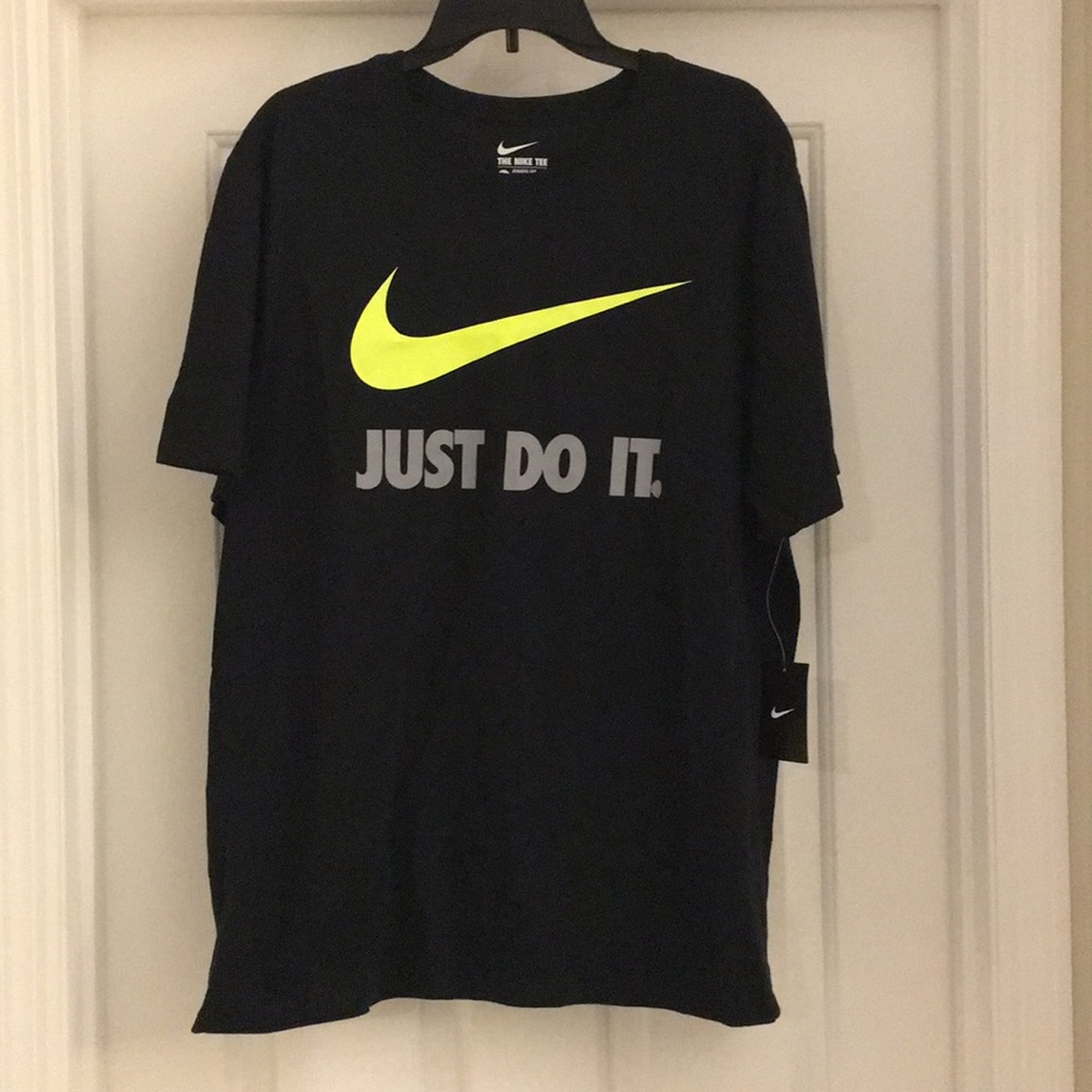 🐝Men’s Nike TShirt